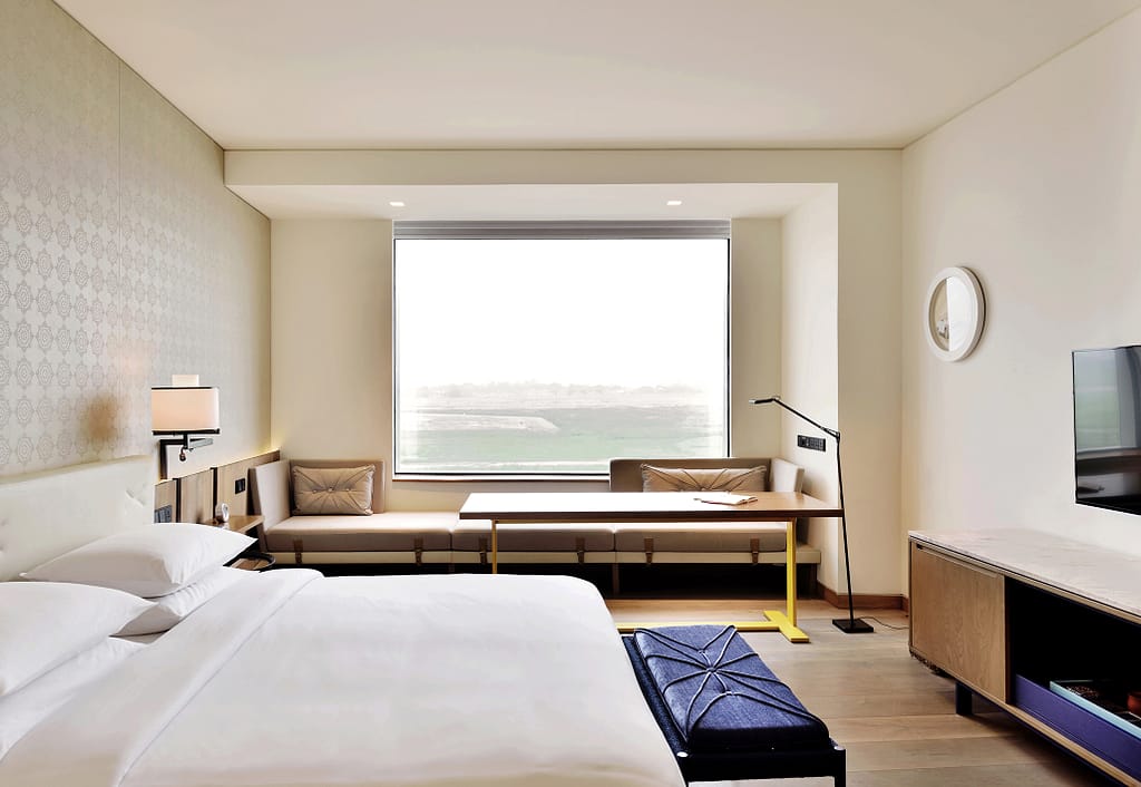 Hyatt andaz 9