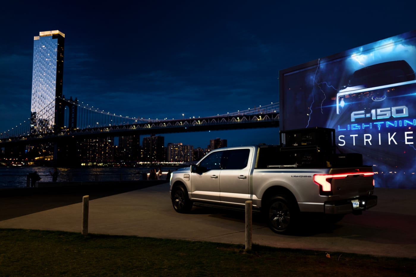 Ford lightning hero1