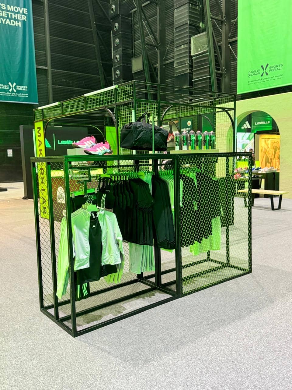 Lesmills stand